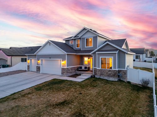 836 S 250 W, Vernal, UT, 84078-3805 | Card Image