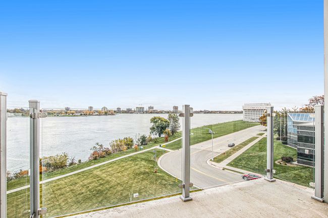APT-53 - 201 Beers St, Condo with 2 bedrooms, 2 bathrooms and null parking in Port Huron MI | Image 13