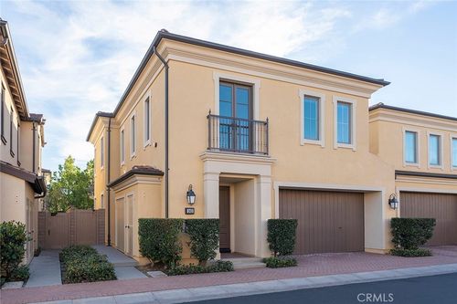 143 Rodeo, Irvine, CA, 92602-1800 | Card Image