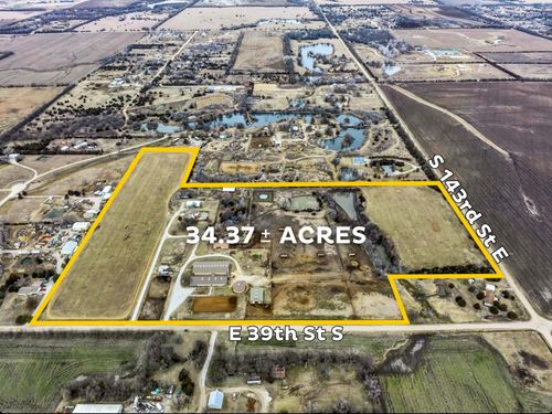 13930 E 39th St S, Derby, KS, 67037-9105 | Card Image