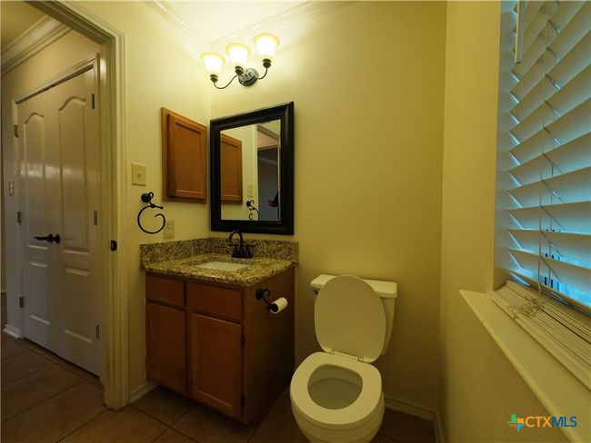 1/2 Bath | Image 6