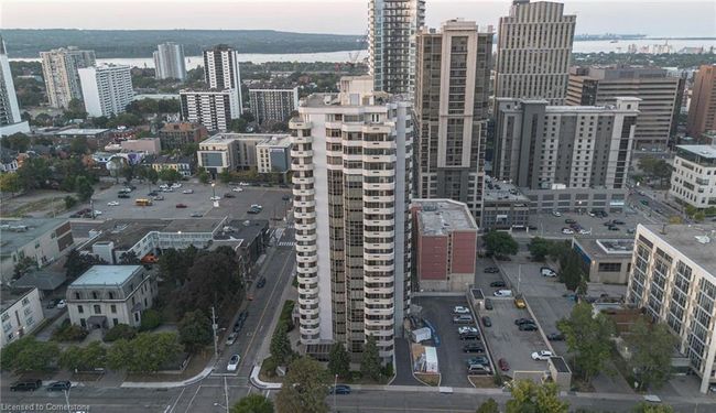 1703 - 67 Caroline St S, House attached with 2 bedrooms, 2 bathrooms and 1 parking in Hamilton ON | Image 39