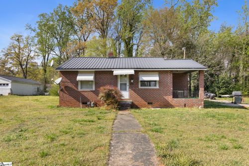 215 Truman St, Laurens, SC, 29360-3236 | Card Image