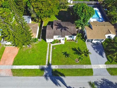 1535 Plunkett St, Hollywood, FL, 33020-6433 | Card Image