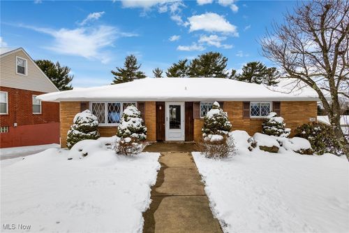 369 Westwood Dr, Steubenville, OH, 43953-3644 | Card Image