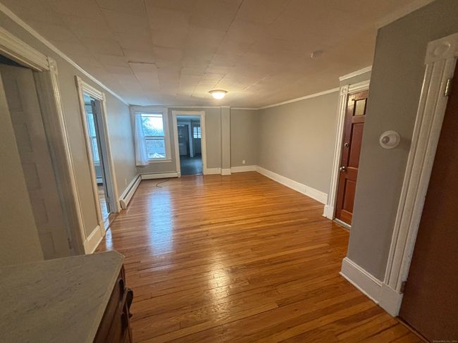 FL-2ND - 400 Main St, Home with 2 bedrooms, 1 bathrooms and null parking in Wethersfield CT | Image 7