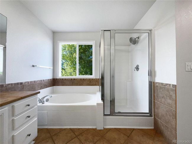 545 Short Dr, House other with 5 bedrooms, 4 bathrooms and 3 parking in Dacono CO | Image 35