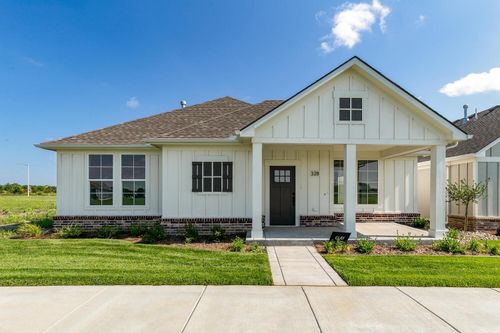 328 W Pepper Tree Rd, Andover, KS, 67002-5404 | Card Image