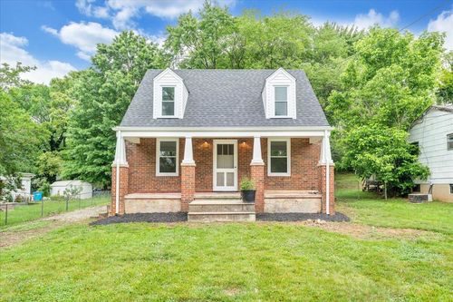 1602 Redwood Rd Se, Roanoke, VA, 24014-3726 | Card Image