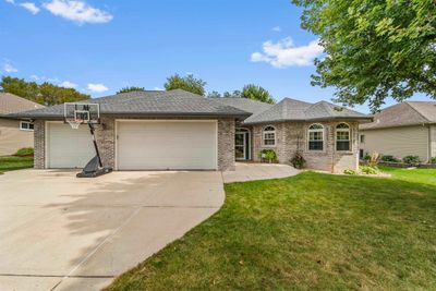 2224 Meadow Green, House other with 4 bedrooms, 3 bathrooms and null parking in Stoughton WI | Image 1