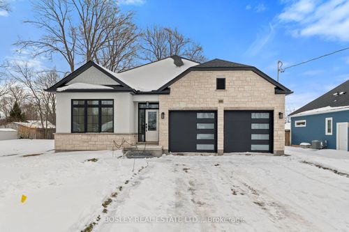 60 Pleasant Ave N, Ridgeway, ON, L0S1N0 | Card Image