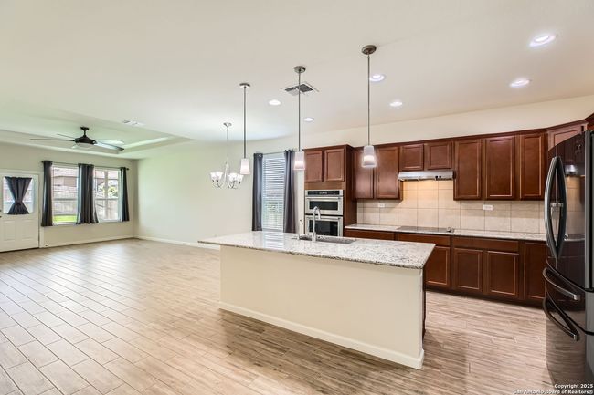 2832 Klein Way, House other with 3 bedrooms, 2 bathrooms and null parking in New Braunfels TX | Image 10