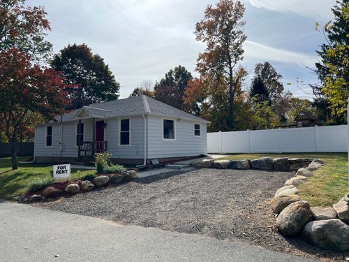 16 Crestwood Rd, Coventry, CT, 06238-2835 | Card Image