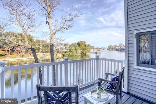 2-2 Newbold Sq, Rehoboth Beach, DE, 19971-1876 | Card Image