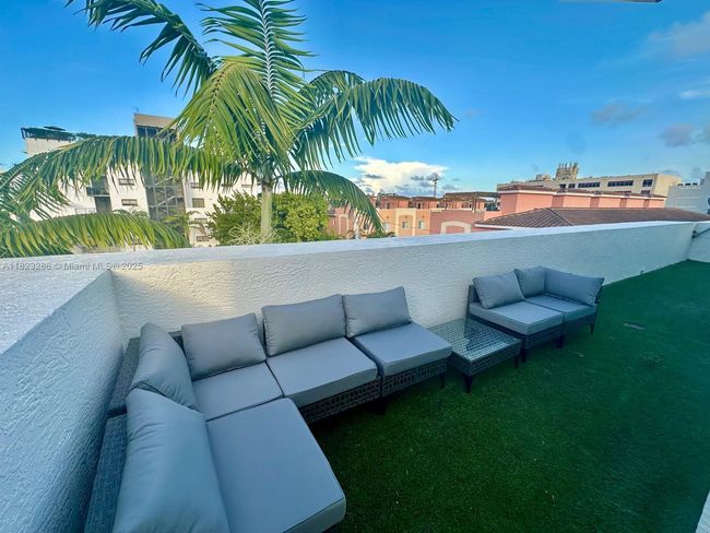 10 - 1150 98 Th St, Townhouse with 5 bedrooms, 4 bathrooms and null parking in Bay Harbor Islands FL | Image 26