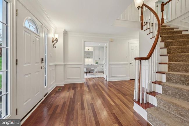 2912 Oakton Ridge Cir, House other with 5 bedrooms, 4 bathrooms and null parking in OAKTON VA | Image 4