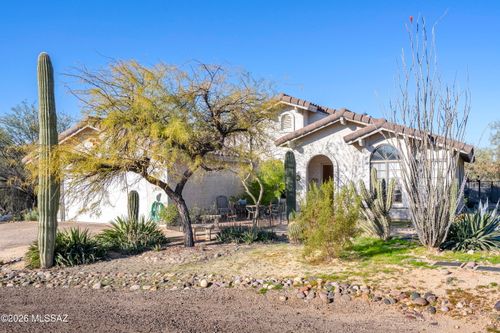 6151 N Panorama Pl, Tucson, AZ, 85704-2852 | Card Image