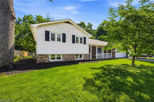 25 S Doan Ave, Painesville, OH, 44077-1535 | Card Image