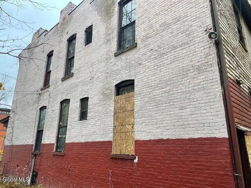 23 Glen Ave, Troy, NY, 12180-1311 | Card Image