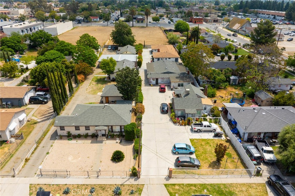 Commercial Sale in Fontana 2