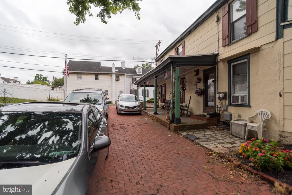Residential Income in LANGHORNE 4