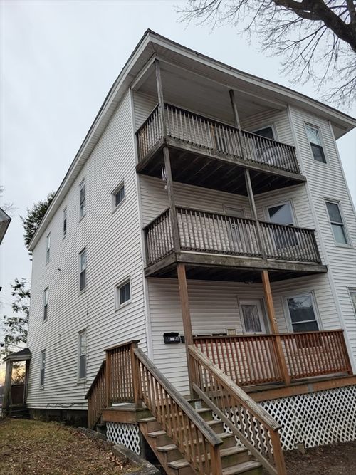 8 Fern St, Worcester, MA, 01610-1243 | Card Image