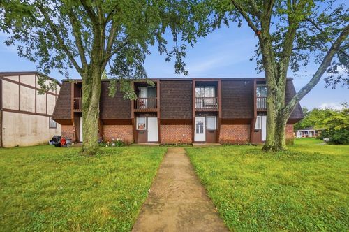 3667 Mccarley Dr S, Columbus, OH, 43228-3133 | Card Image