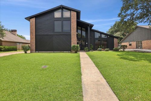 5955 Bicentennial Ln, Beaumont, TX, 77706-2504 | Card Image