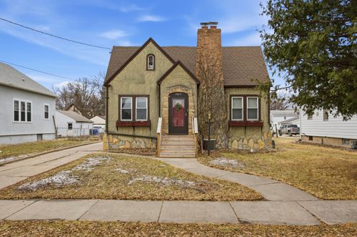 1025 14th Street N, Fargo, ND, 58102 | Card Image