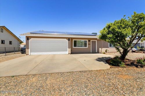 3958 N Catherine Dr, Prescott Valley, AZ, 86314-8317 | Card Image