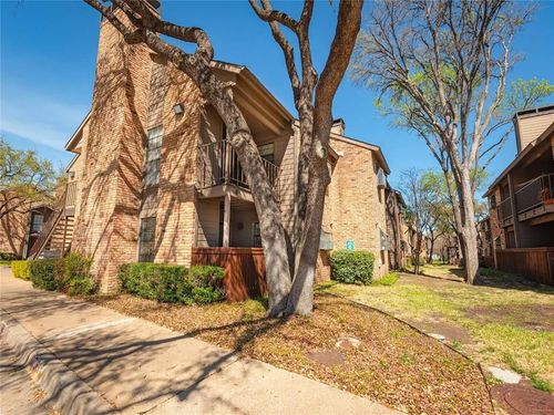 apt-407-15221 Berry Trl, Dallas, TX, 75248-4967 | Card Image