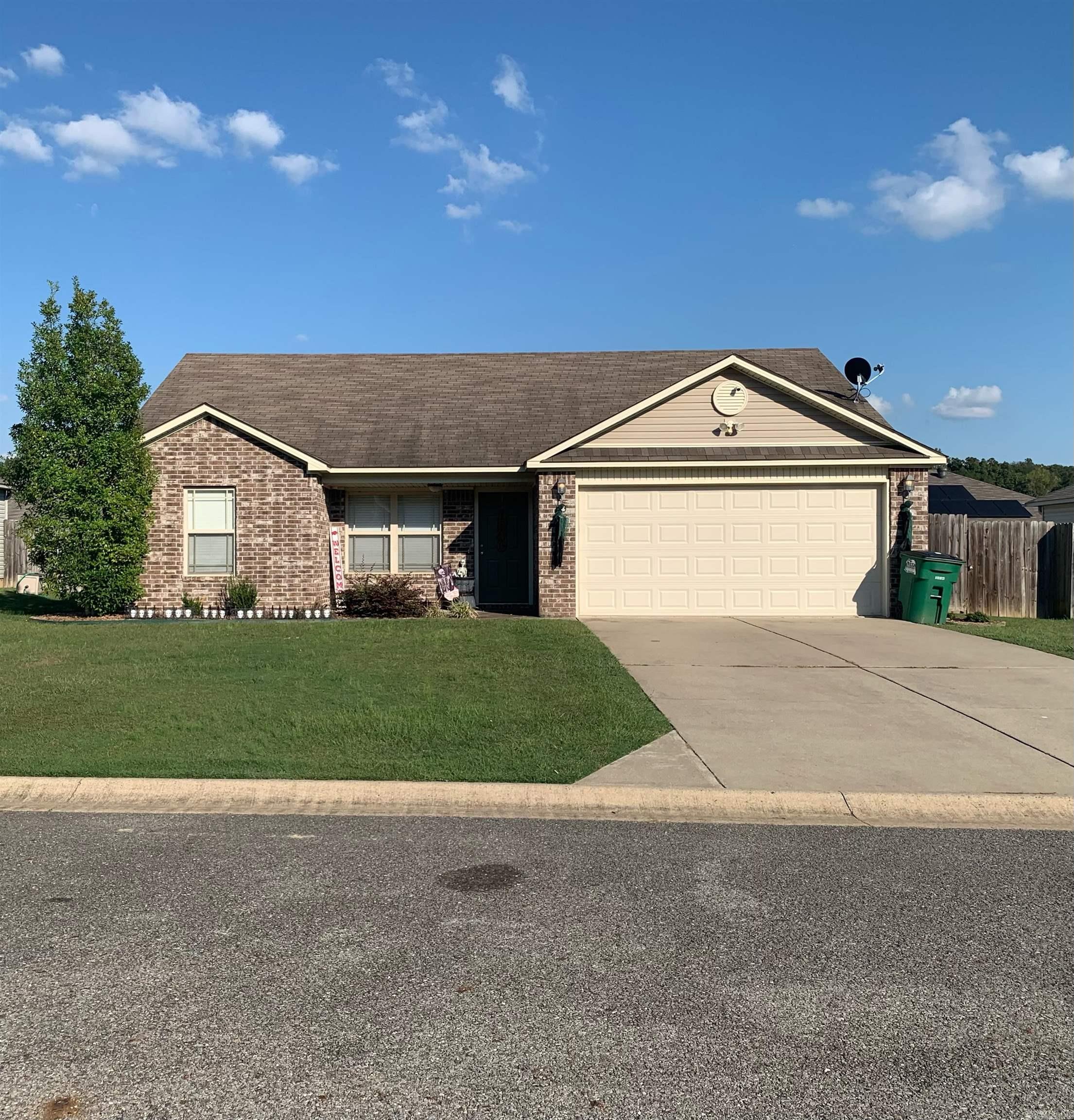 Sunflower Ln, Beebe, AR 72012