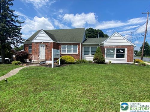 3103 W Emaus Ave, Allentown, PA, 18103-7025 | Card Image