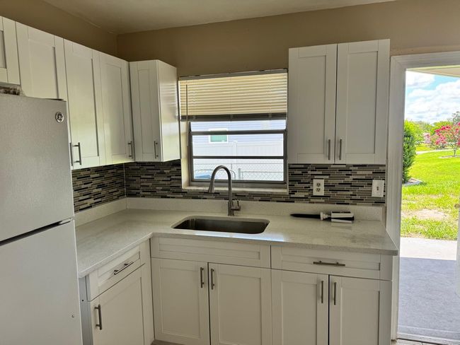 7103 Fireside St, House other with 2 bedrooms, 1 bathrooms and null parking in Spring Hill FL | Image 5