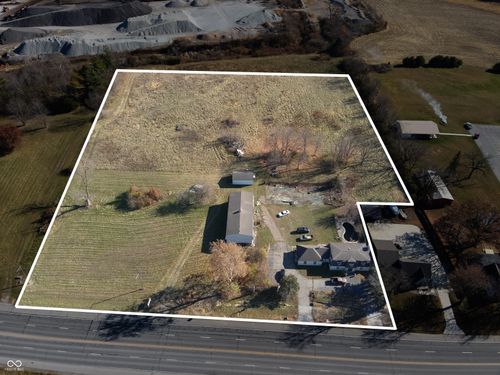 5208 S State Road 67, Anderson, IN, 46013-9786 | Card Image