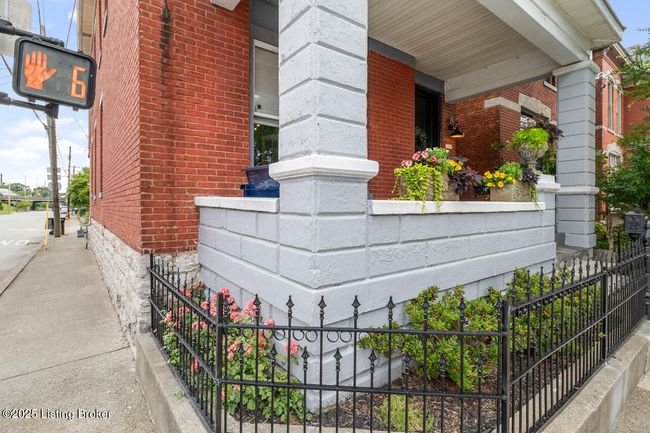 1101 S 1 St St, House other with 3 bedrooms, 2 bathrooms and null parking in Louisville KY | Image 38