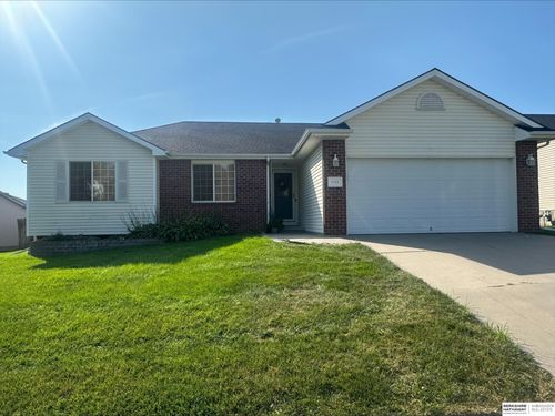 1733 Frisco Dr, Lincoln, NE, 68521-9089 | Card Image