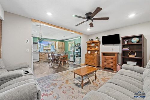 111 5th St, Newell, SD, 57760-2204 | Card Image