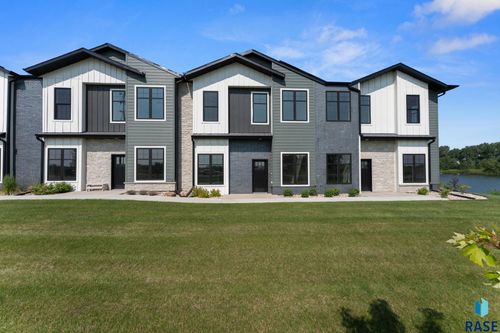 106 N Bryggen Pl, Sioux Falls, SD, 57107-8513 | Card Image