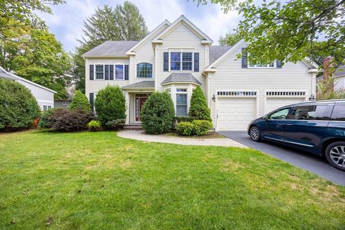 27 Mellon Rd, Wellesley, MA, 02482-4519 | Card Image