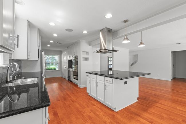 6520 Heron Dr, House other with 4 bedrooms, 3 bathrooms and 2 parking in Austin TX | Image 10