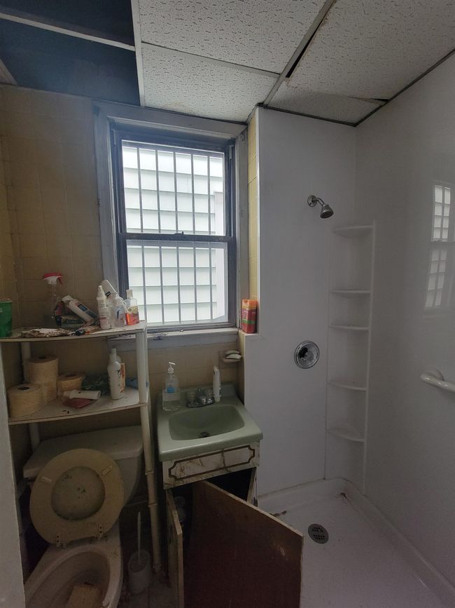 25 Dwight St, Home with 0 bedrooms, 2 bathrooms and null parking in Jersey City NJ | Image 26