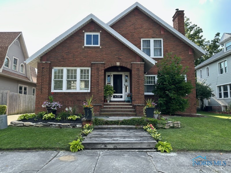 Main St, Fostoria, OH 44830