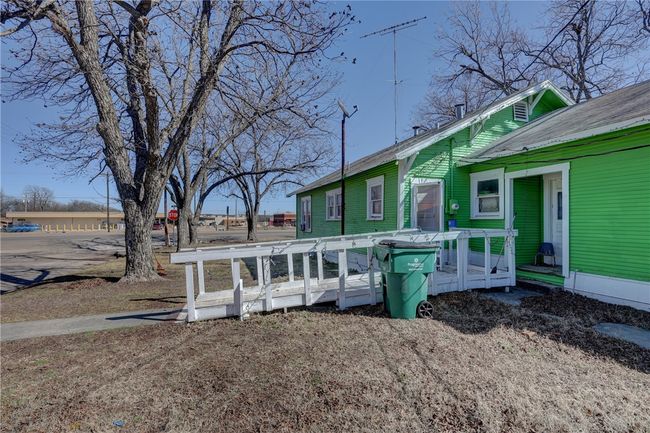 703 S Avenue G, House other with 3 bedrooms, 1 bathrooms and null parking in Clifton TX | Image 7