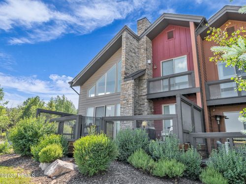 apt-11-8077 Courtyard Loop, Park City, UT, 84098-4748 | Card Image