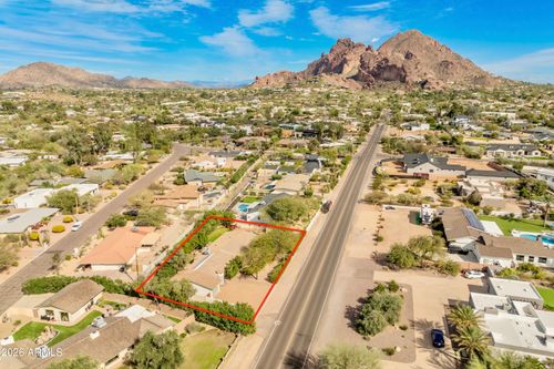 4030 E Stanford Dr, Phoenix, AZ, 85018-1658 | Card Image