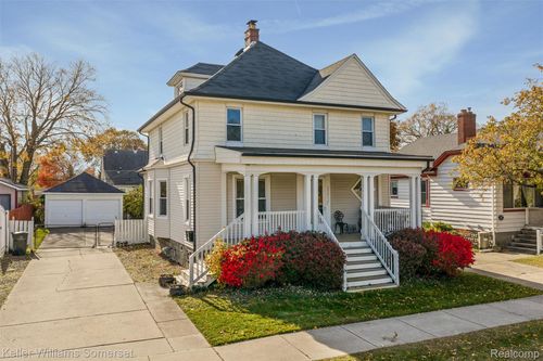 22816 Ridgeway St, Saint Clair Shores, MI, 48080-4094 | Card Image