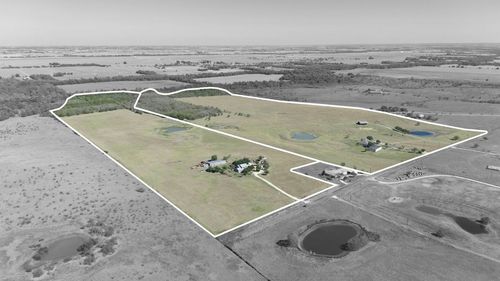 20145 Janak Rd, Coupland, TX, 78615-4832 | Card Image