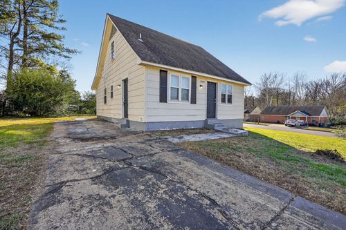 2449 Labonte Dr, Memphis, TN, 38127-3607 | Card Image