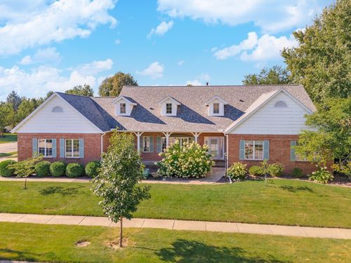 41 Ravenwood Cir, Bloomington, IL, 61704-8471 | Card Image